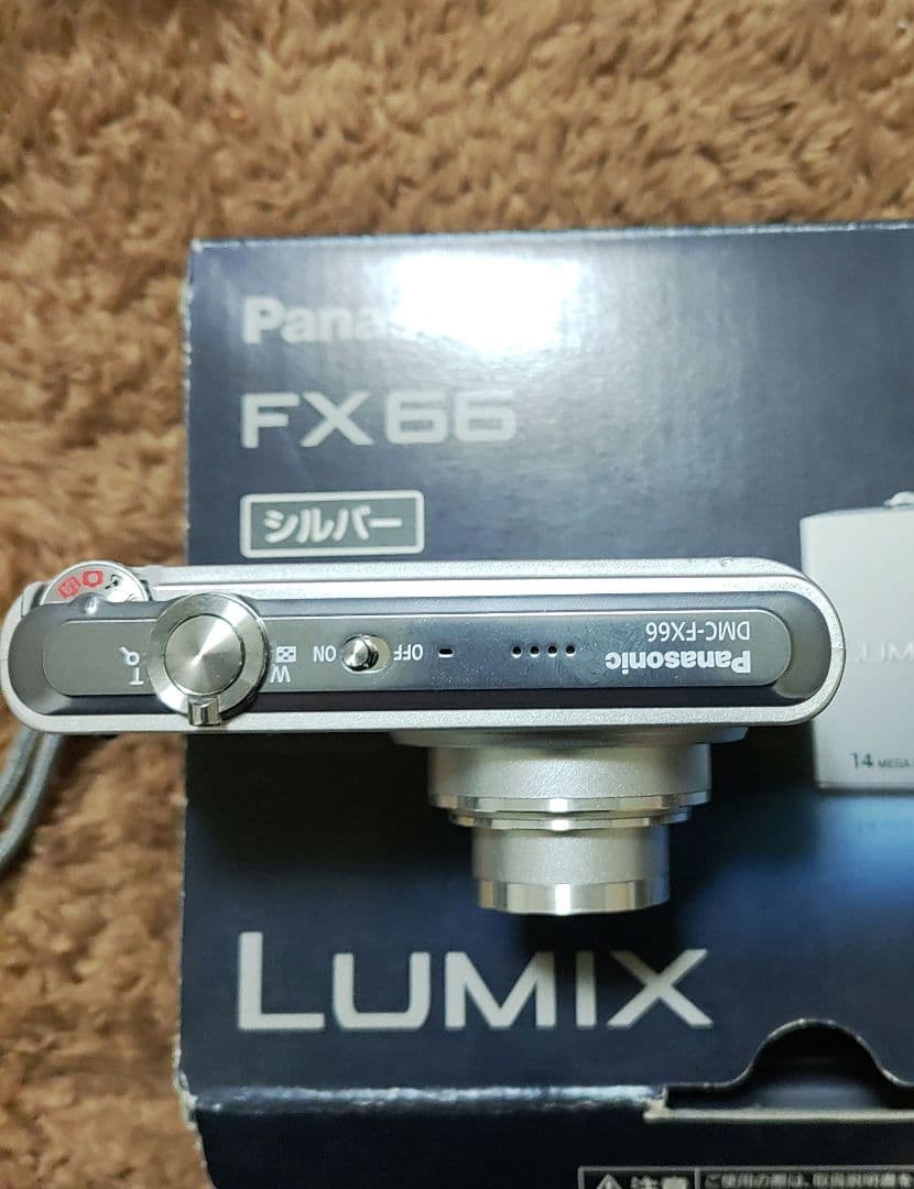Panasonic LUMIX DMC-FX66 シルバー＋4GB SDカード