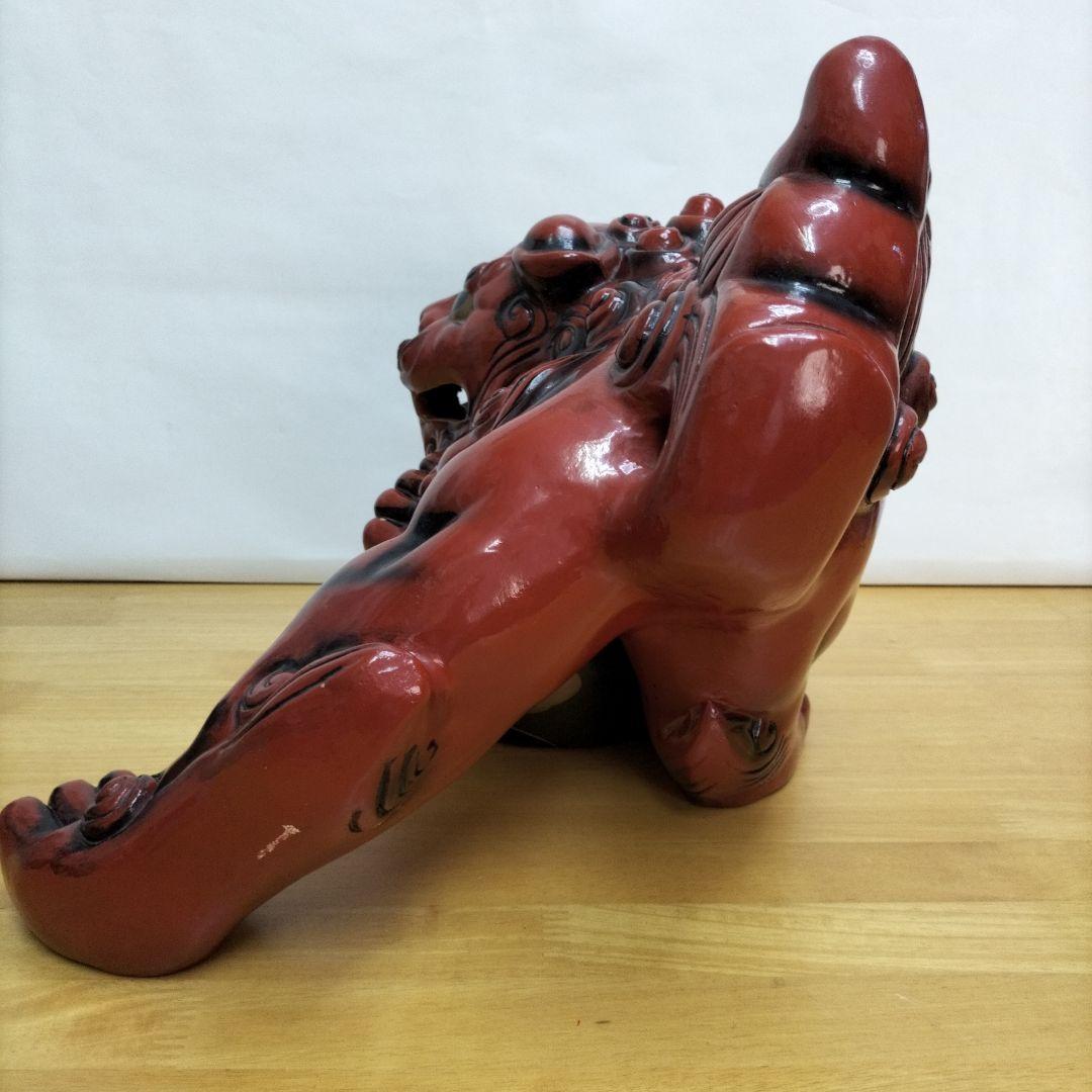 玉乗り獅子　シーサー 像