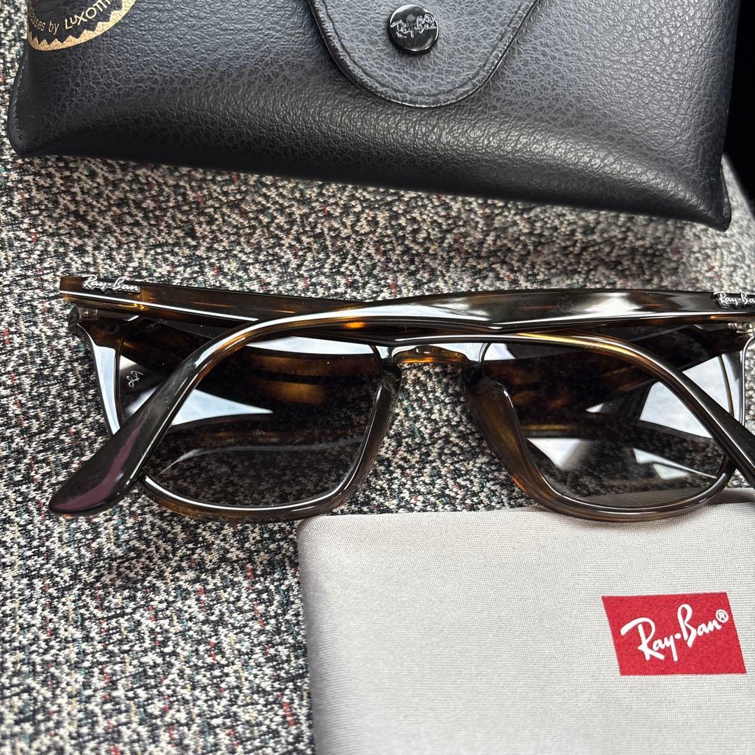 Ray-Ban ブラウン サングラス ケース付き