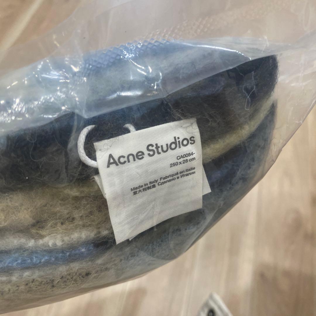 Acne Studios ウールマフラー