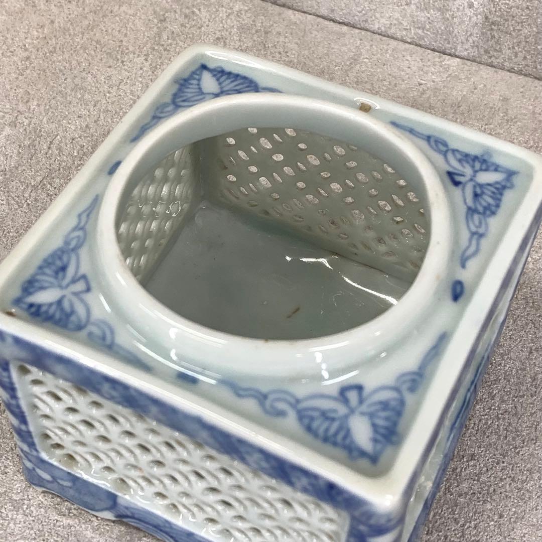 盃台 四角 骨董 焼物 アンティーク雑貨 藍色