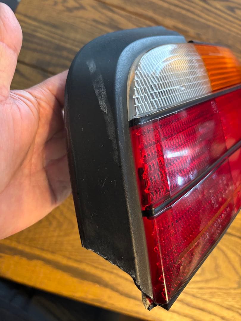  E36 Coupe用純正テールランプ　左右セット