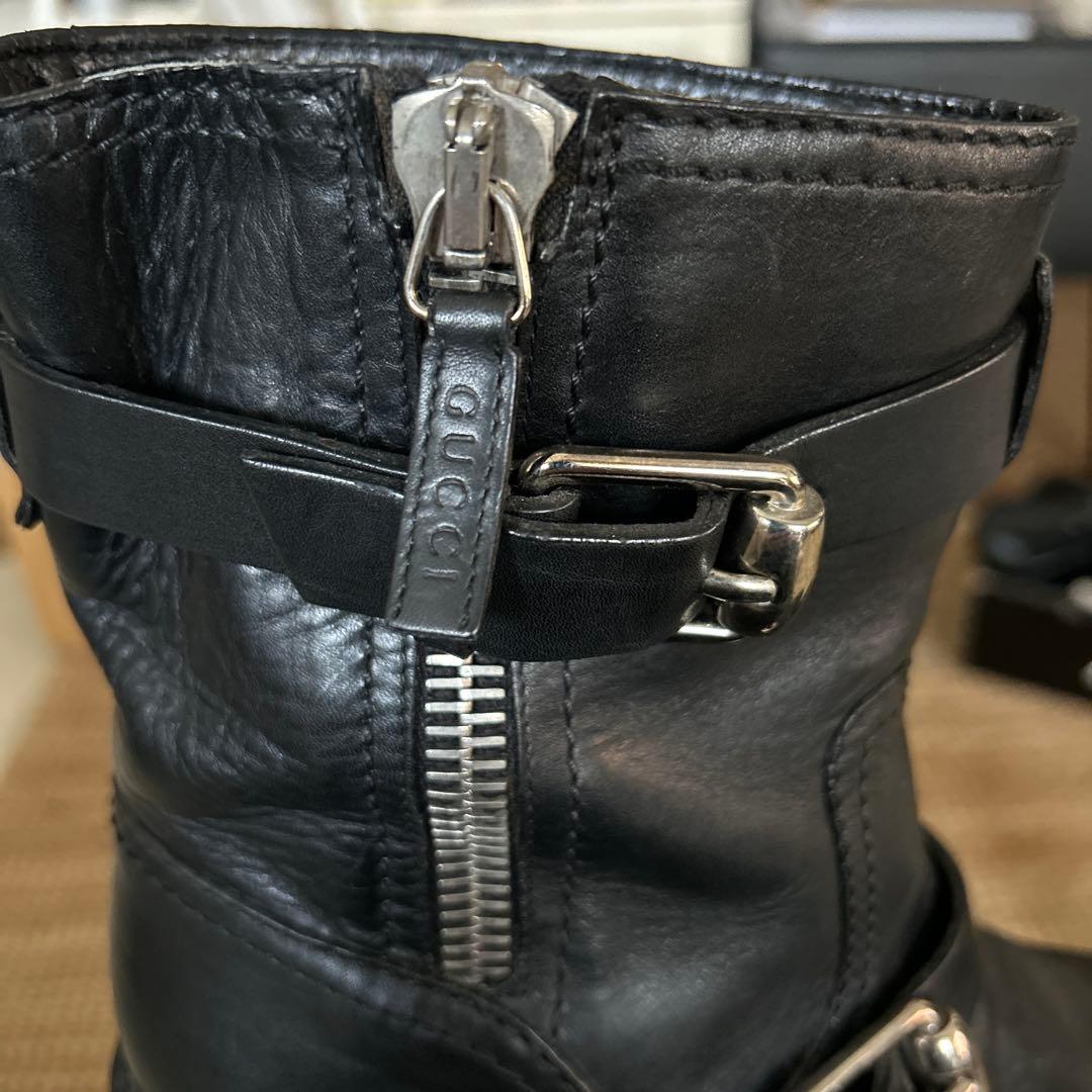 GUCCIブラックレザーショートブーツ