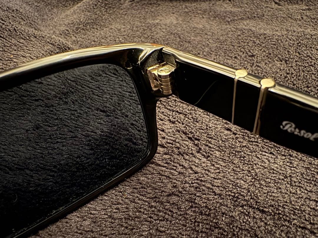 Persol 偏光レンズ ブラック サングラス