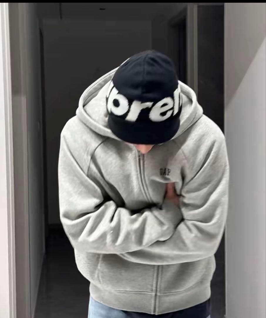 Supreme グレー ニット帽