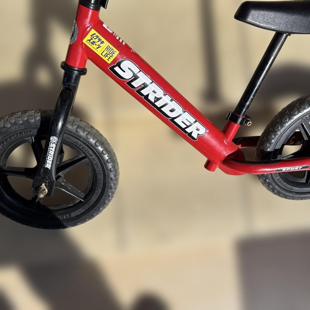 ストライダー スポーツモデル 12インチ　日本正規品　レッド