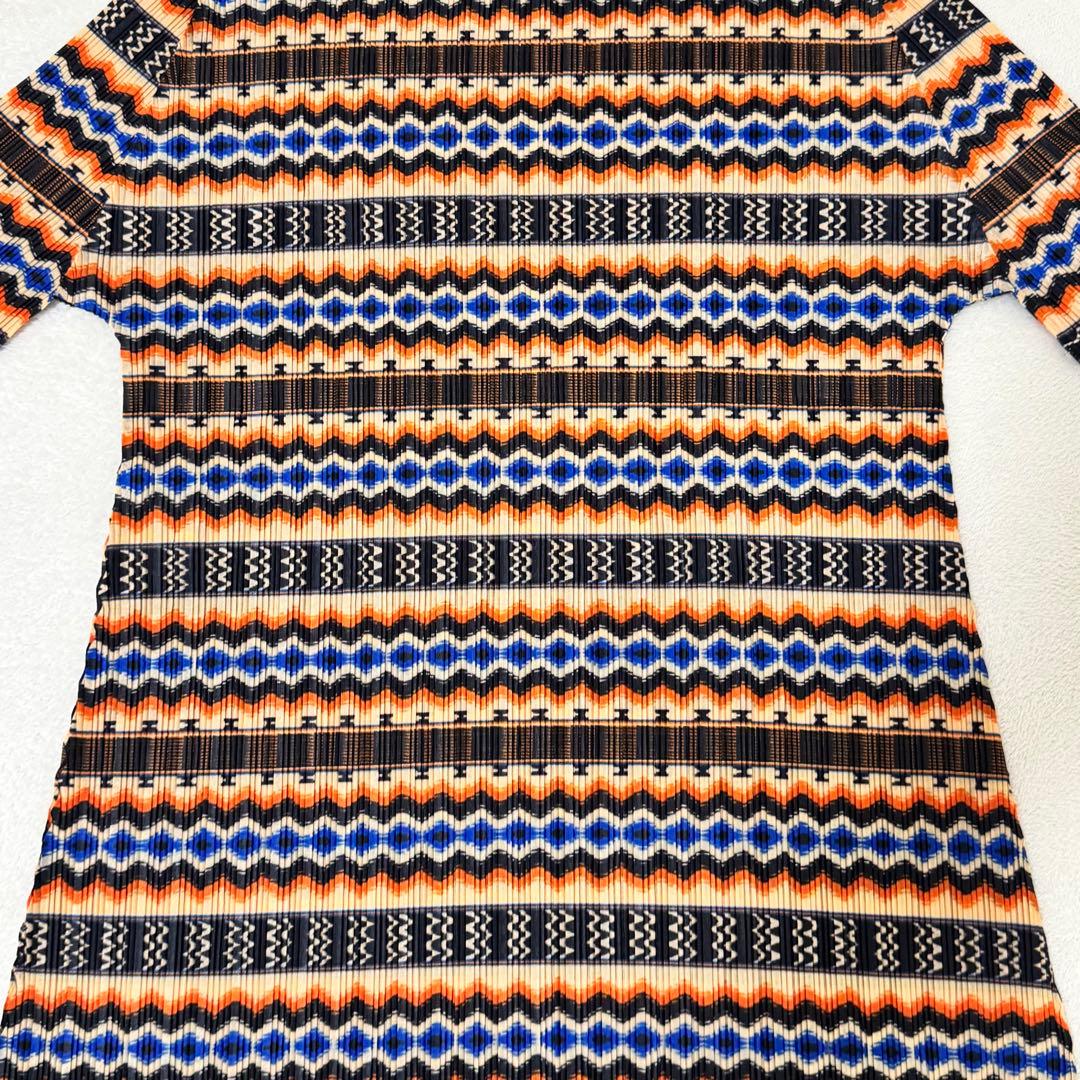 極美品✨PLEATS PLEASE ワンピース　総柄　ハイネック　七部丈