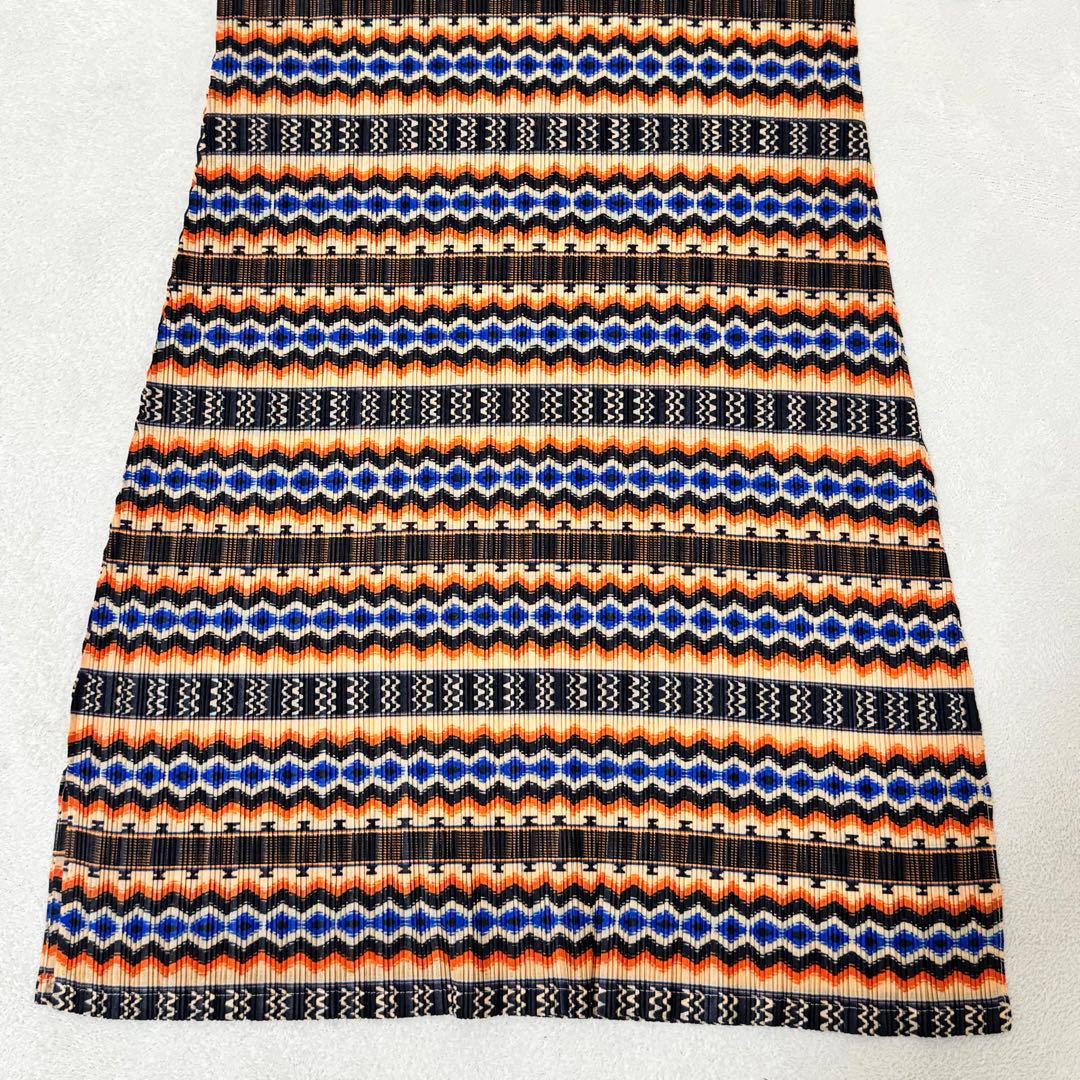 極美品✨PLEATS PLEASE ワンピース　総柄　ハイネック　七部丈