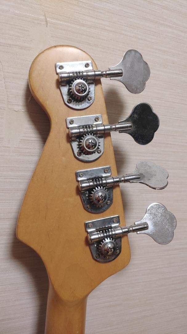 Selder Jazz Bass (ジャンク)