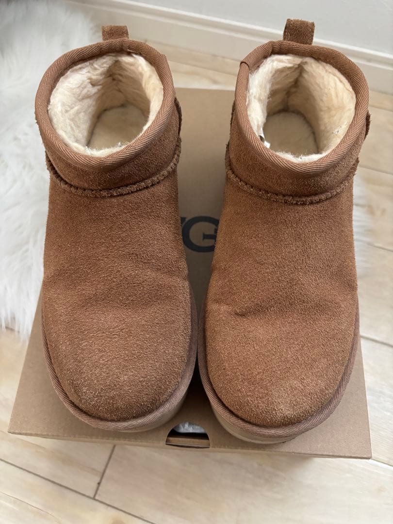厚底 UGG クラッシックウルトラミニプラットフォーム ムートンブーツ 6