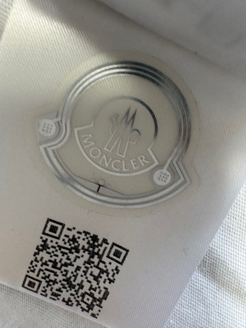 モンクレール　MONCLER Ｔシャツ