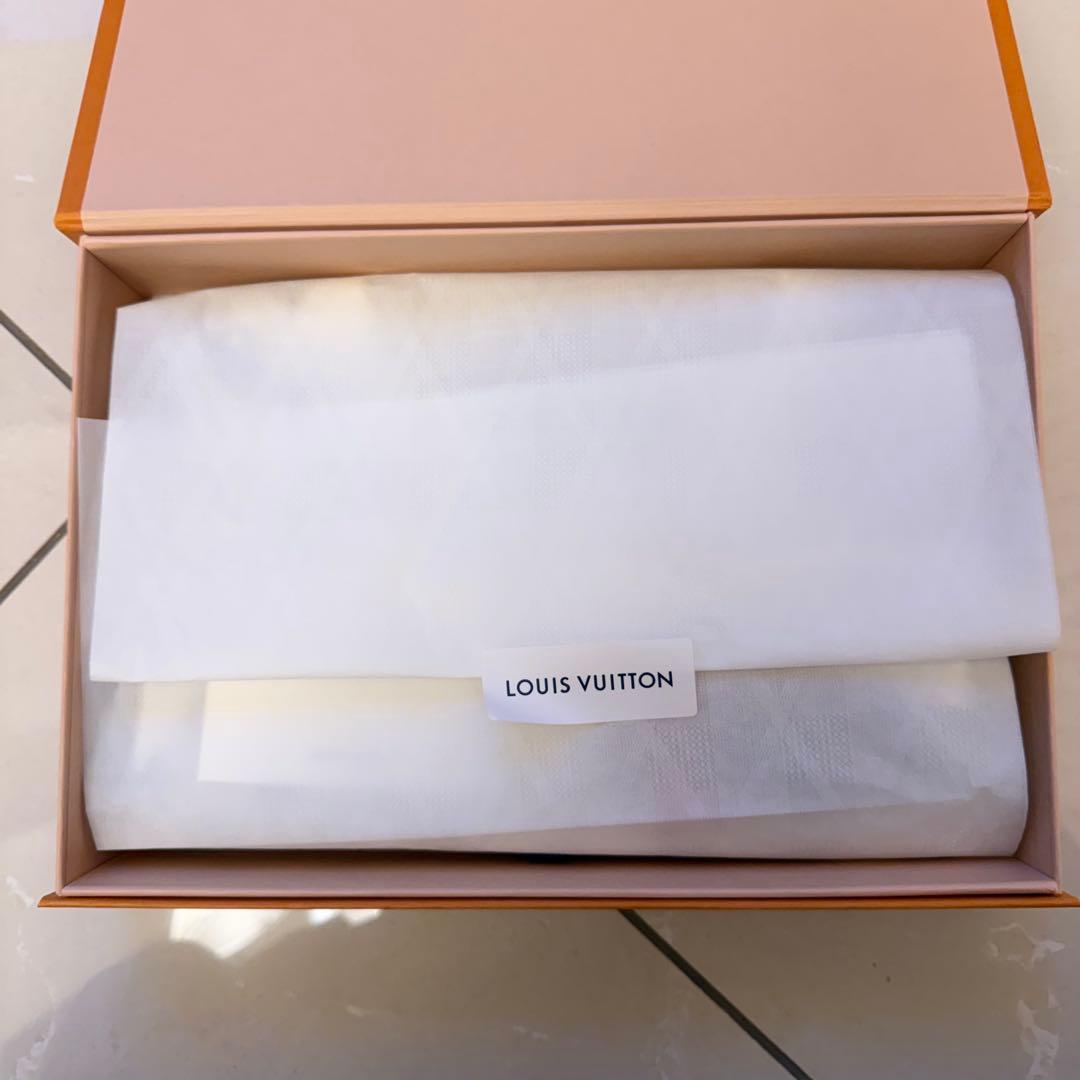 ぴーさま専用　Louis Vuitton LVエスカルプリンテッド