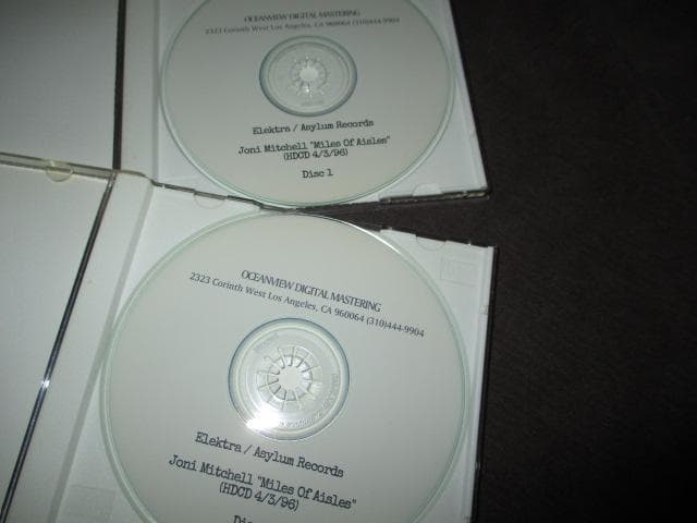 洋楽 joni mitchell miles of aisle (VERY RARE)