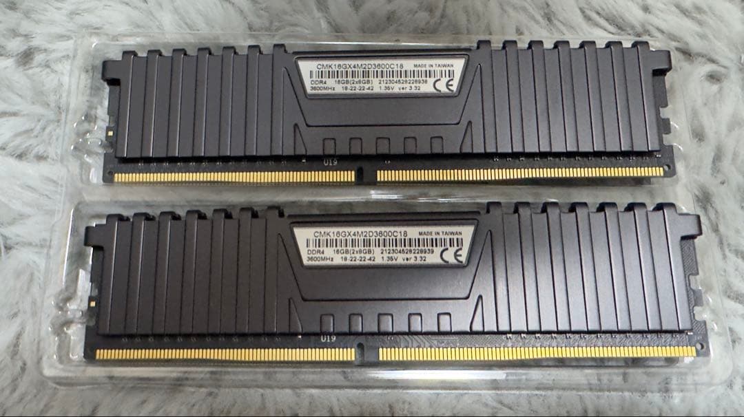 メモリCorsair DDR4 3600MHz (8GB×2) 16GB
