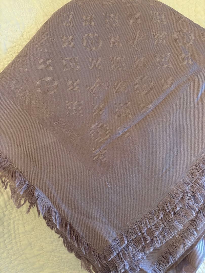 Louis Vuitton 大判ストール　パープル