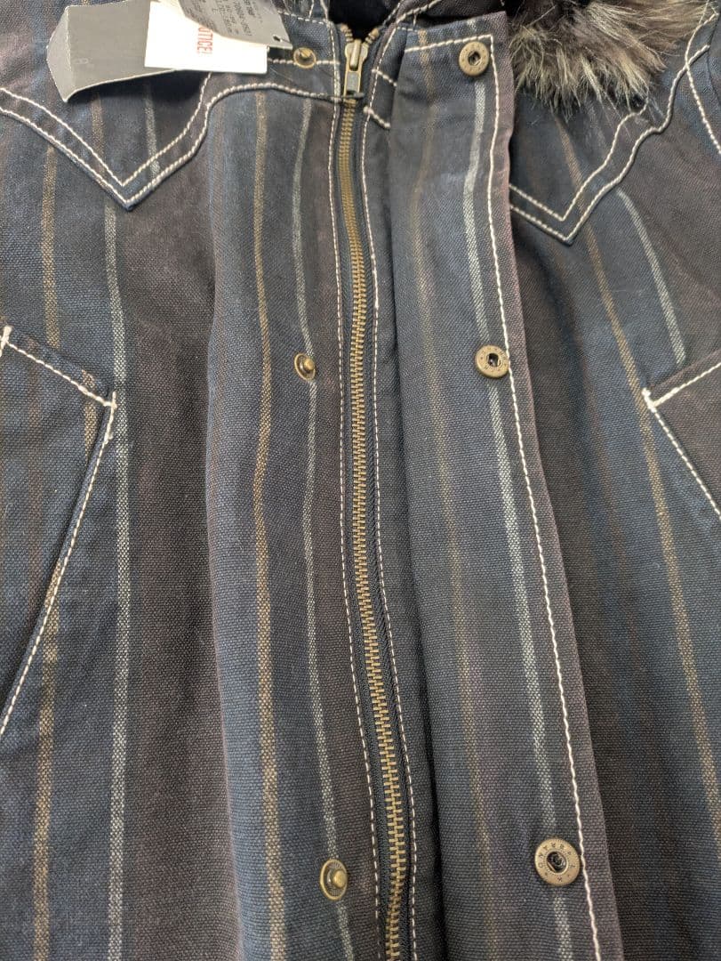 【未使用品】リーバイス　Levi‘s　フード・ライナー付きダークブルーコート