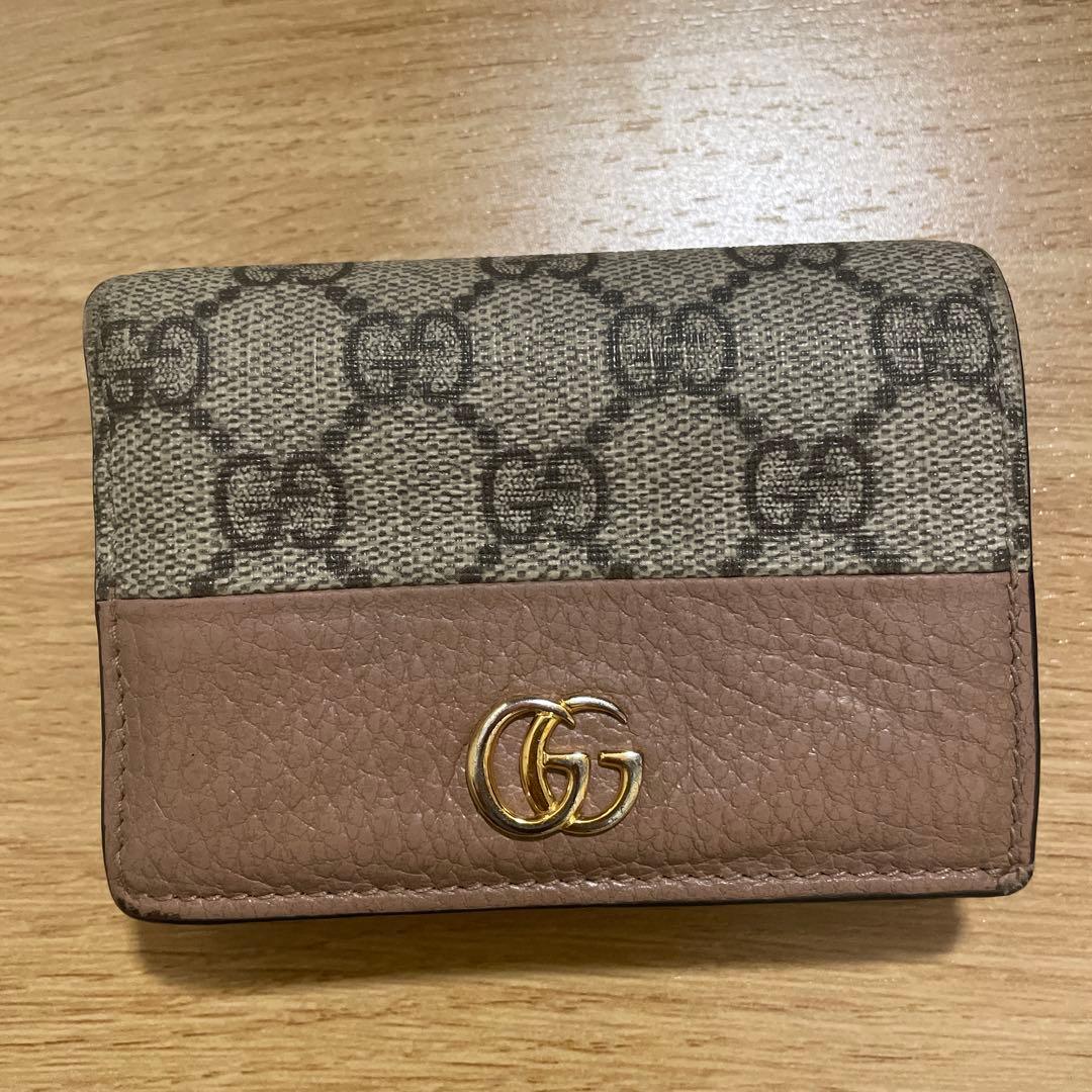 グッチ財布
