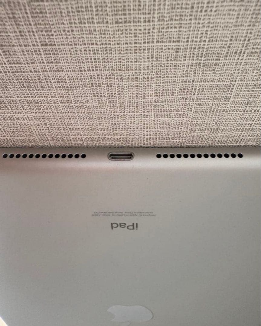 Apple iPad (第9世代) MK2L3J/A 【美品】64GB