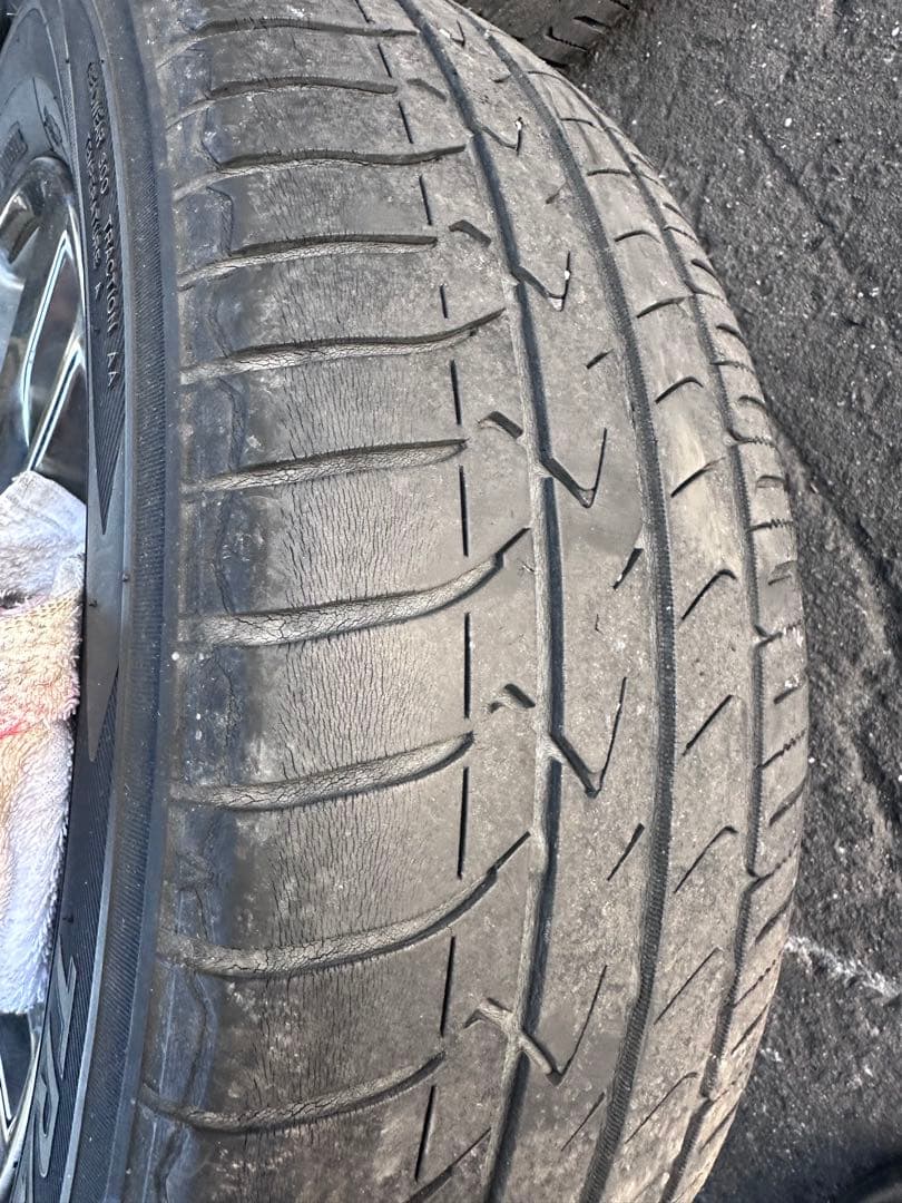 日産　セレナ　純正メッキアルミ　16インチ　タイヤ付　195/60R16