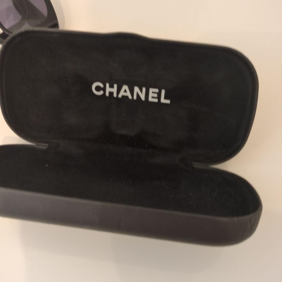 CHANEL ブラック サングラス