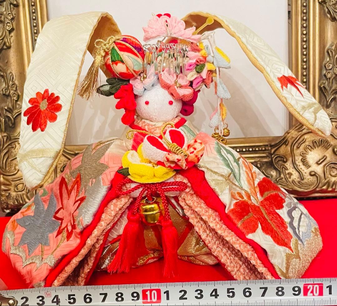 おばあちゃんのハンドメイド　大きな着物うさぎ人形　お姫様桃色の鶴　 幸せの鈴の音