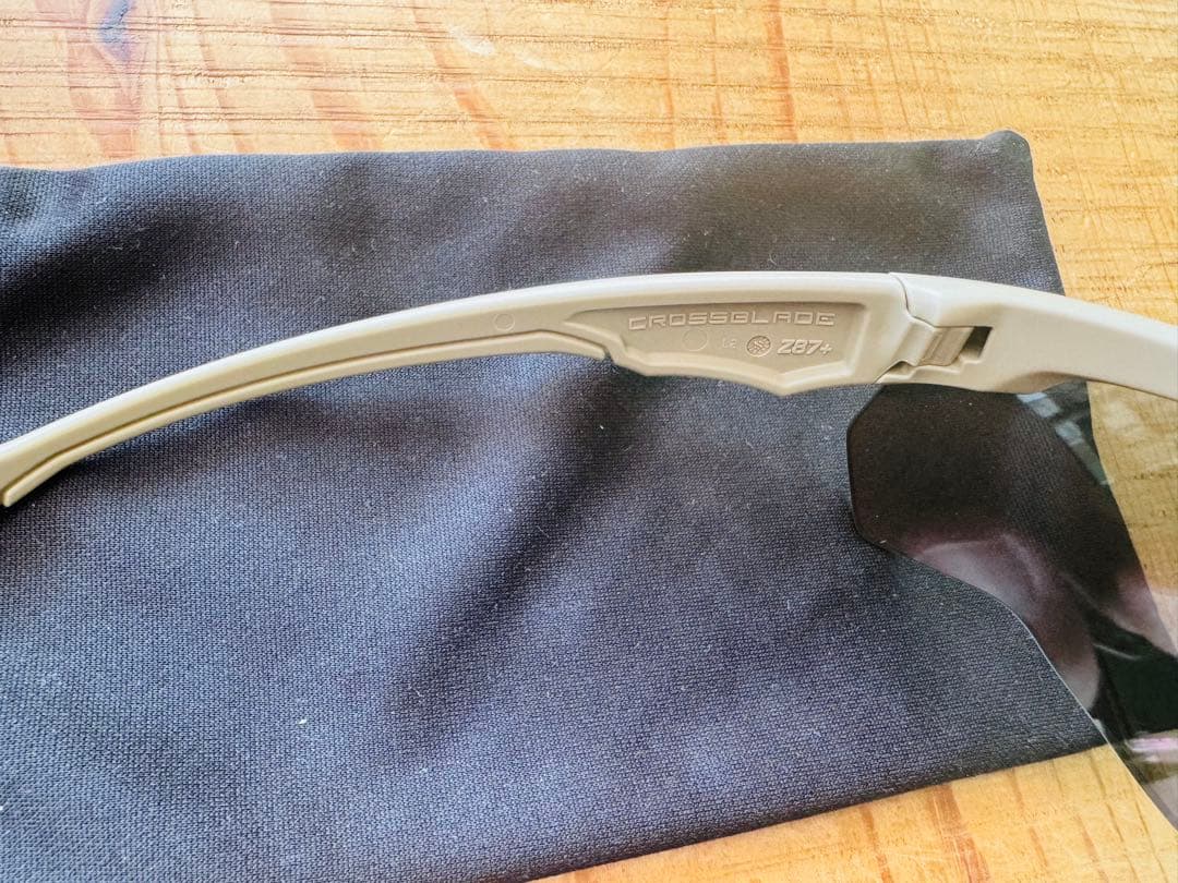 ESS CROSSBLADE NARO SmokeGrayレンズ