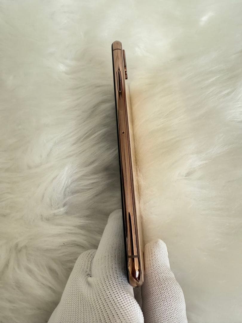 F*z様 iPhone XS MAX 64GB ゴールド SIMフリー 「ジャン