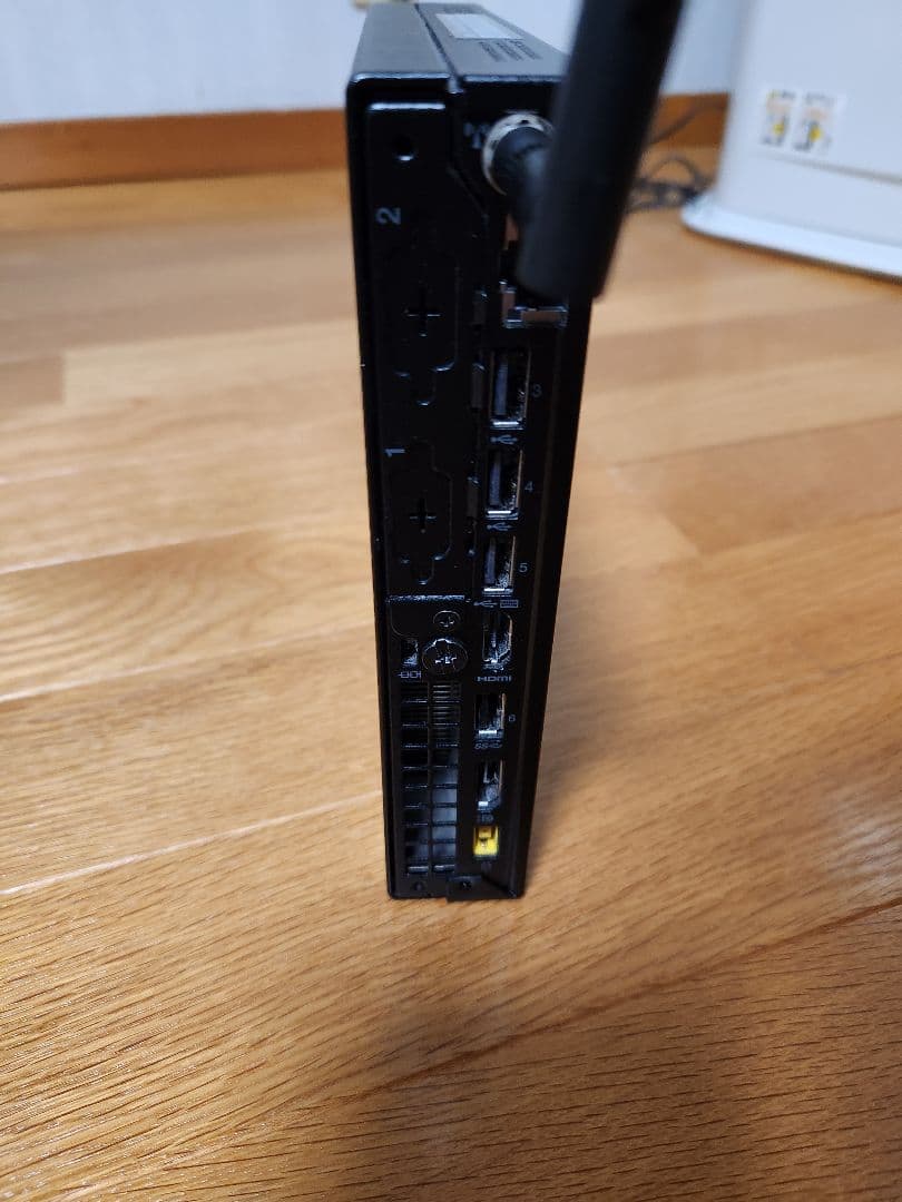 lenovo　M75q-１