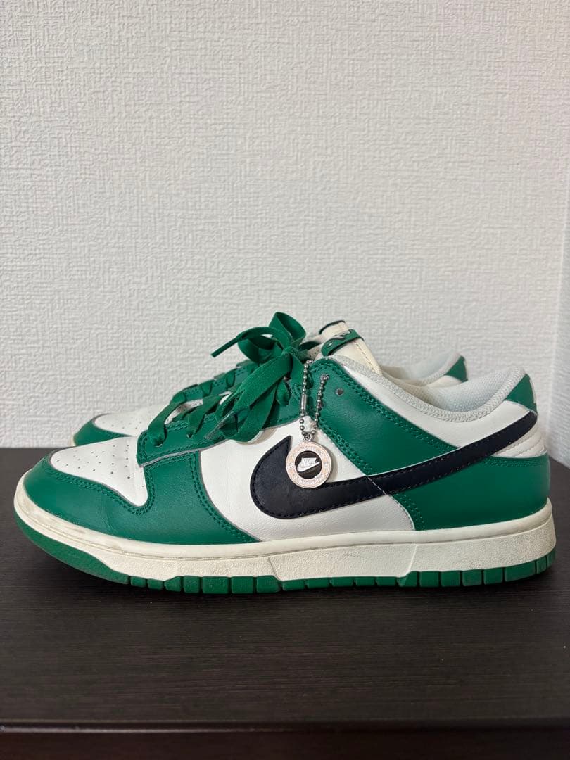 靴 NIKE DUNK LOW RETORO SE Lottery 27cm