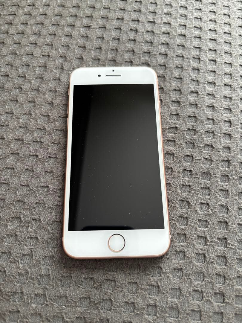 Apple iPhone 8 64GB ゴールド