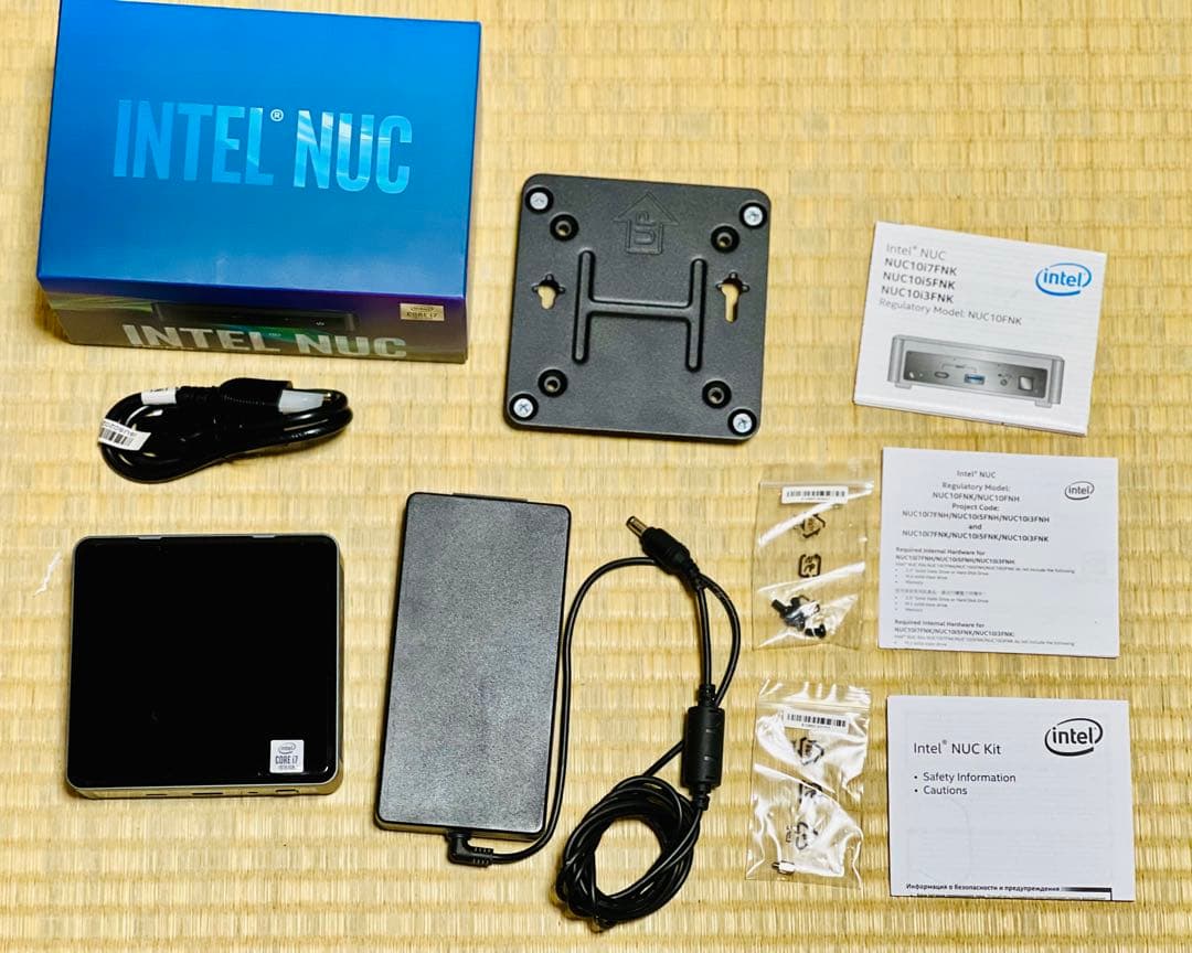 【美品】ミニPC intel NUC10i7FNK 64GB/1TB