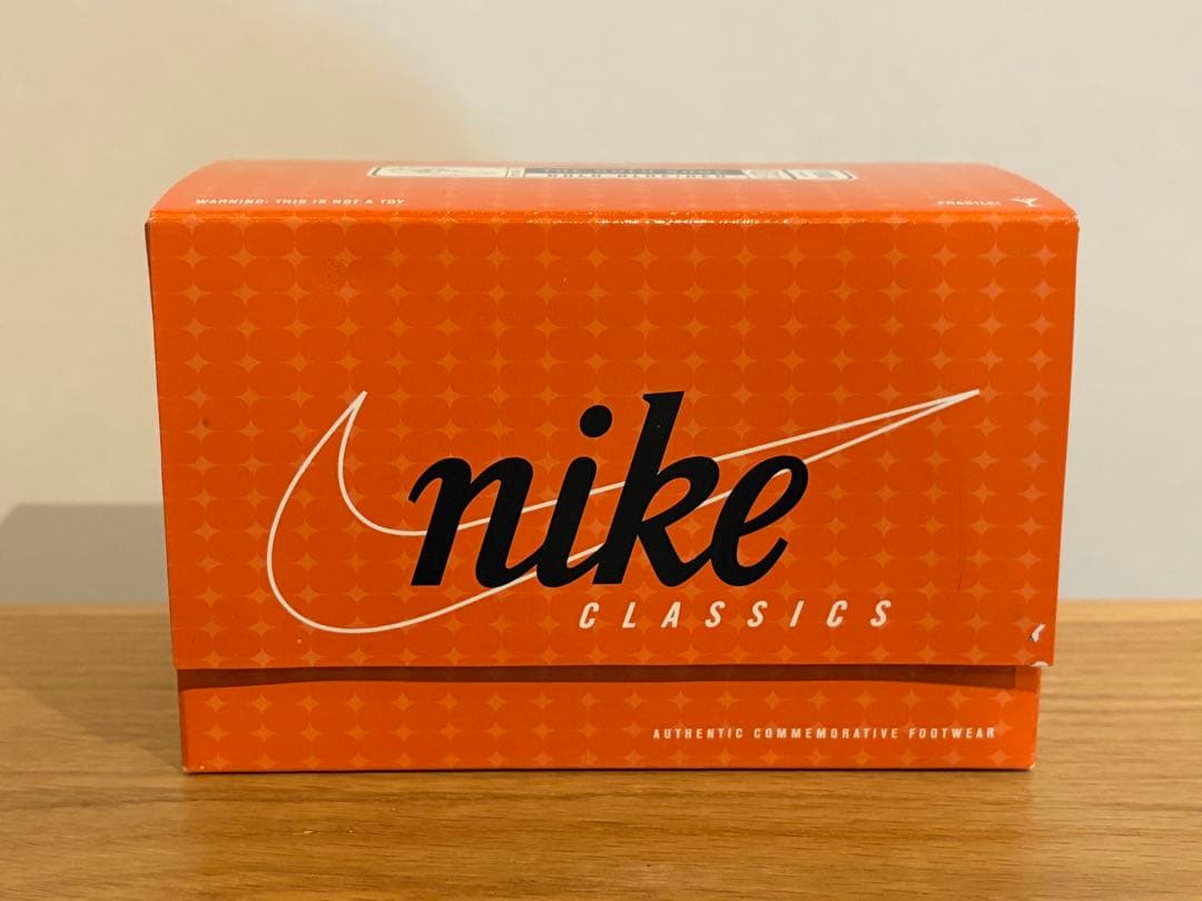 【新品未開封】 NIKE classic ミニチュア シューズ フィギュア