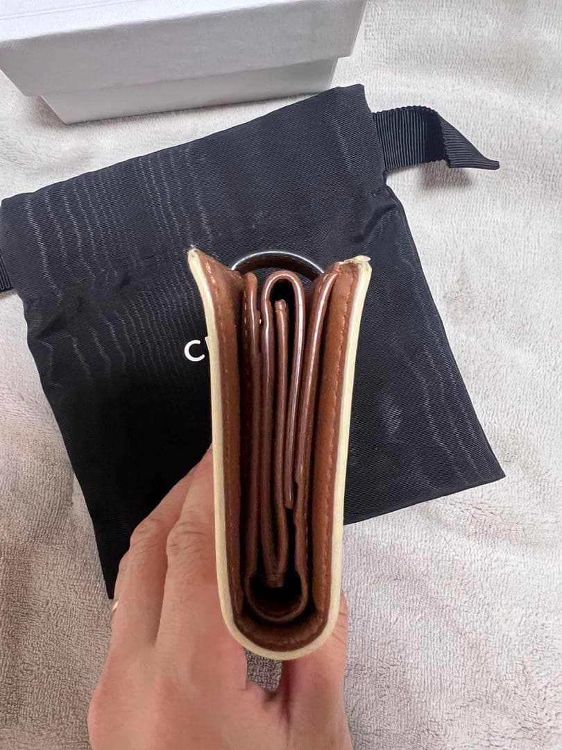最終値下げ！CELINE 二つ折り財布 トリオンフ