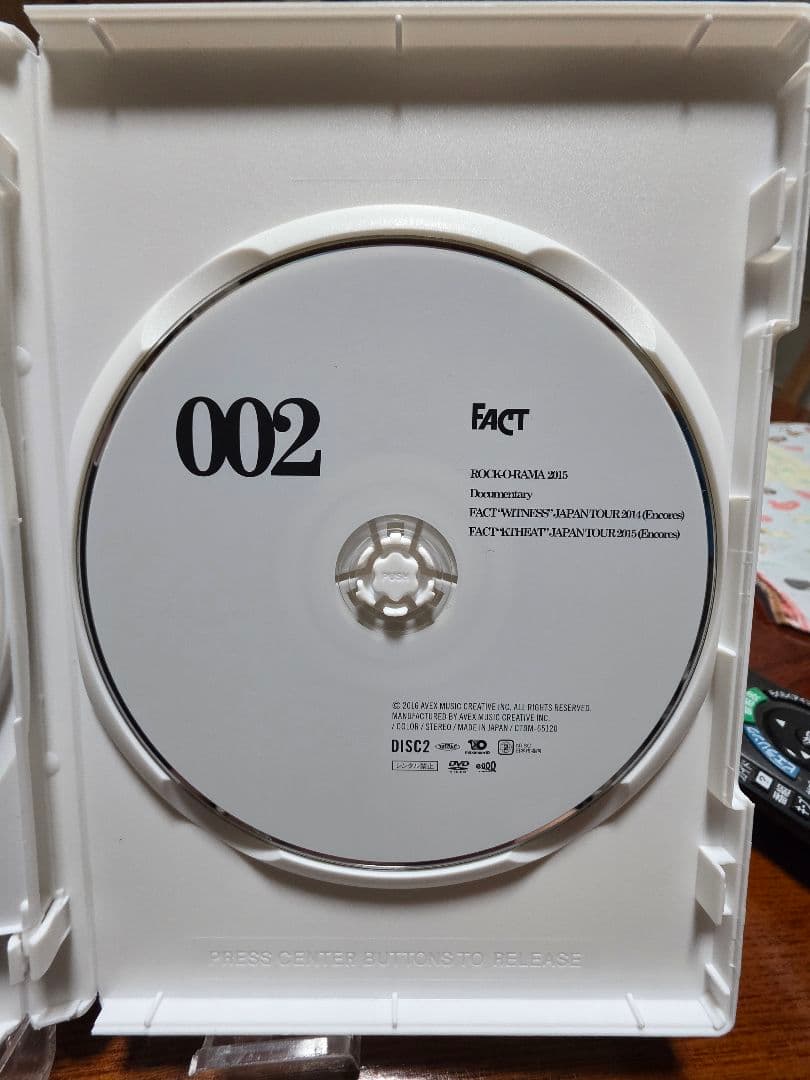 002 / FACT（DVD 2枚組）