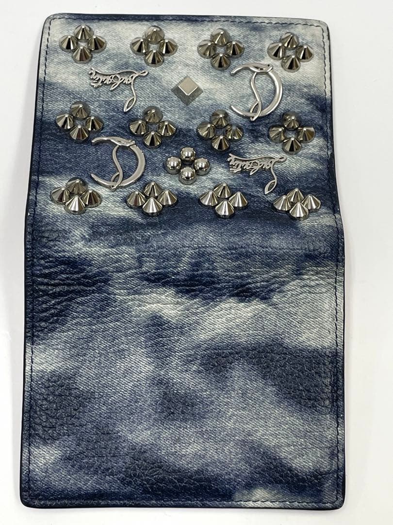 Christian Louboutin スタッズ 二つ折り財布 ルブタン