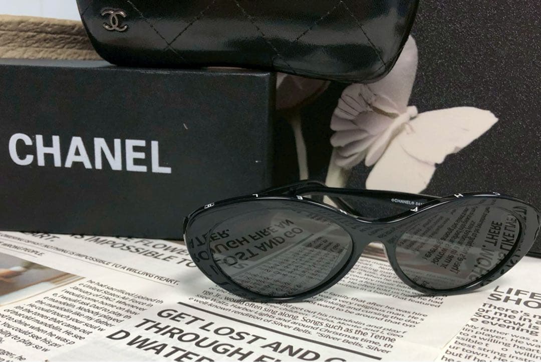 ♡CHANEL ロゴ サングラス ブラック系♡
