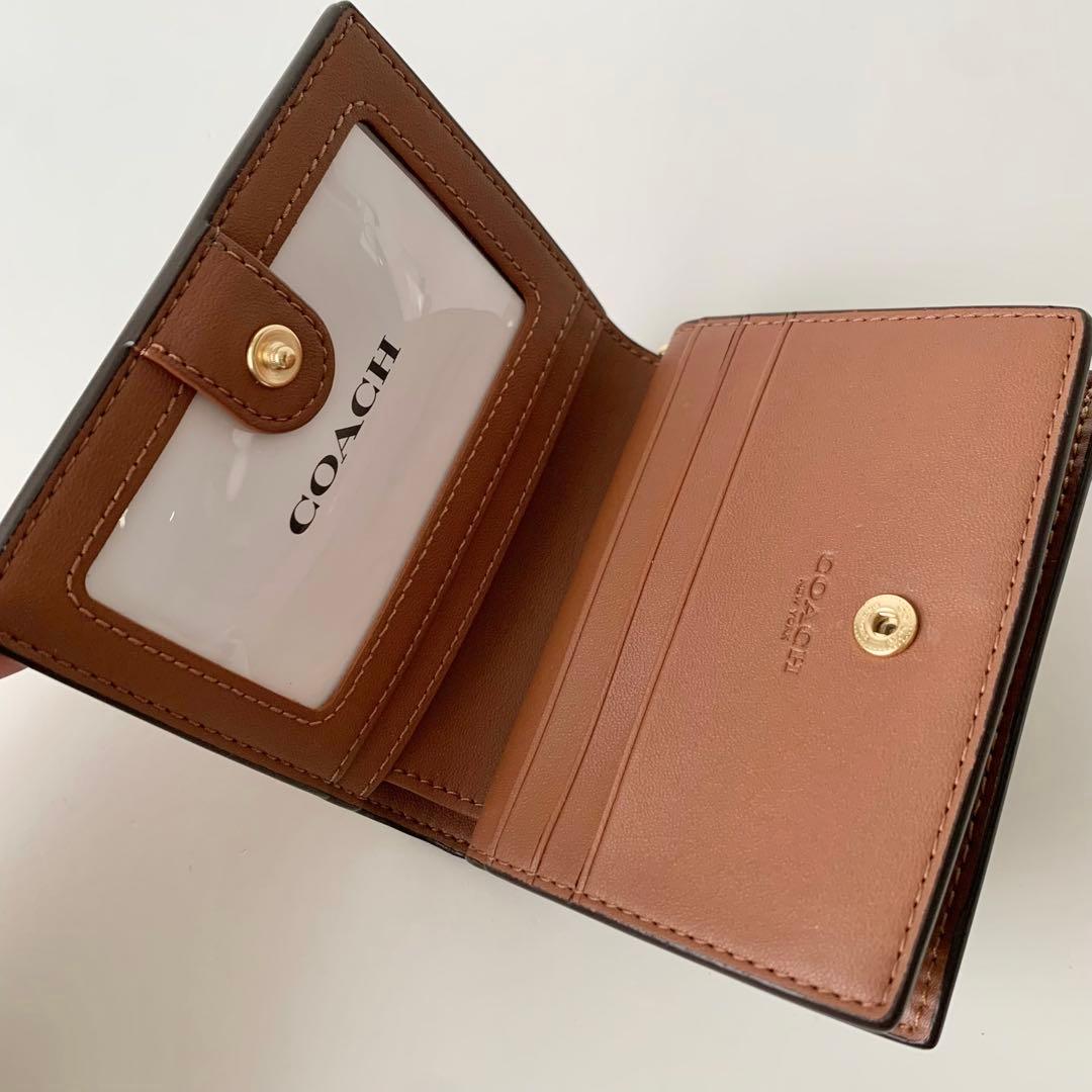 【COACH】コーチ　二つ折り財布　ベージュ　シグネチャー　新品　ミニ財布