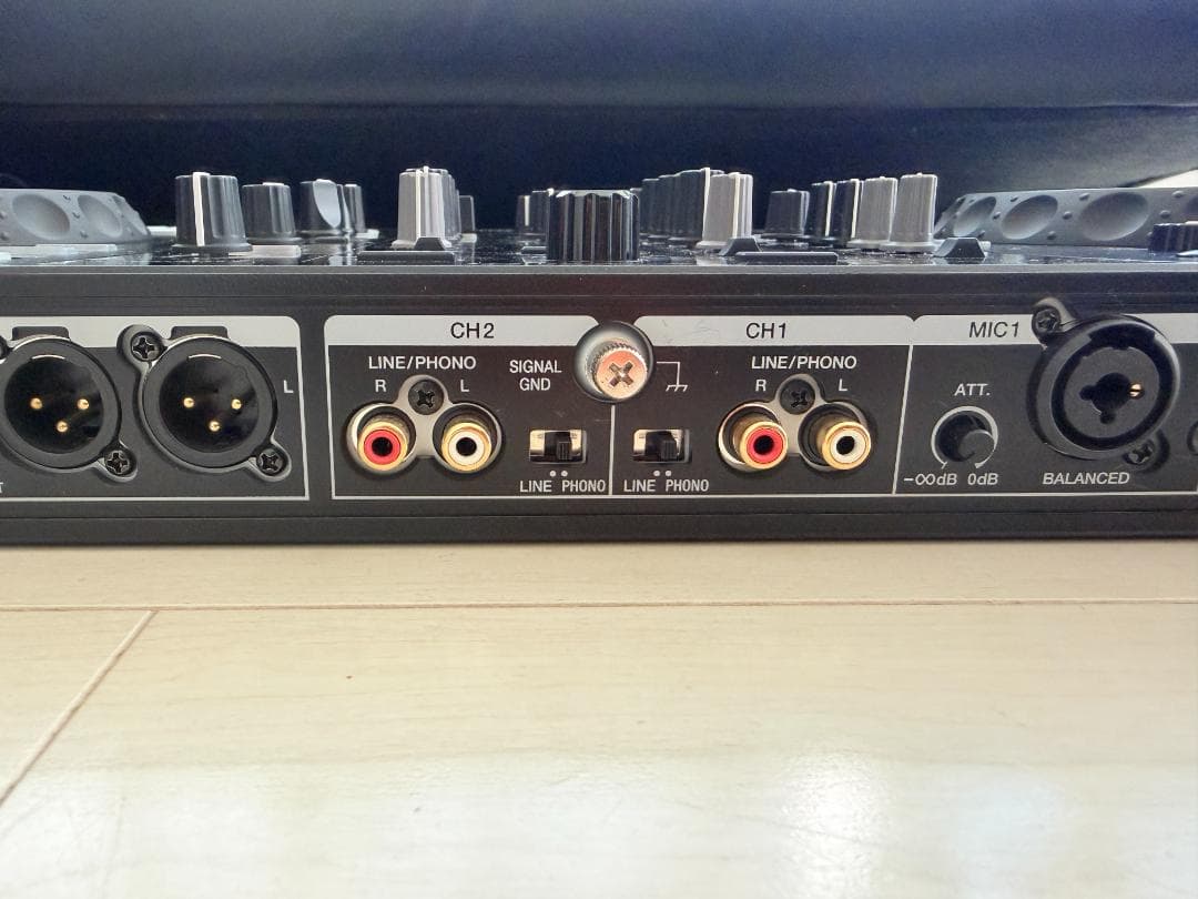 Pioneer DJ DDJ-800 コントローラー
