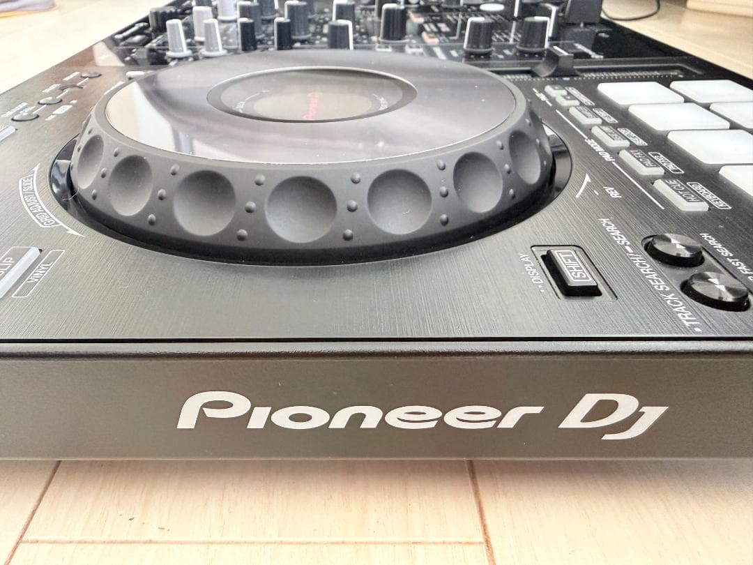Pioneer DJ DDJ-800 コントローラー