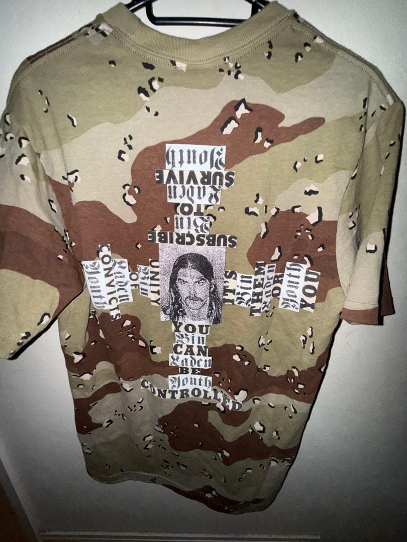 Supreme Tシャツ Sサイズ ステッカー付き