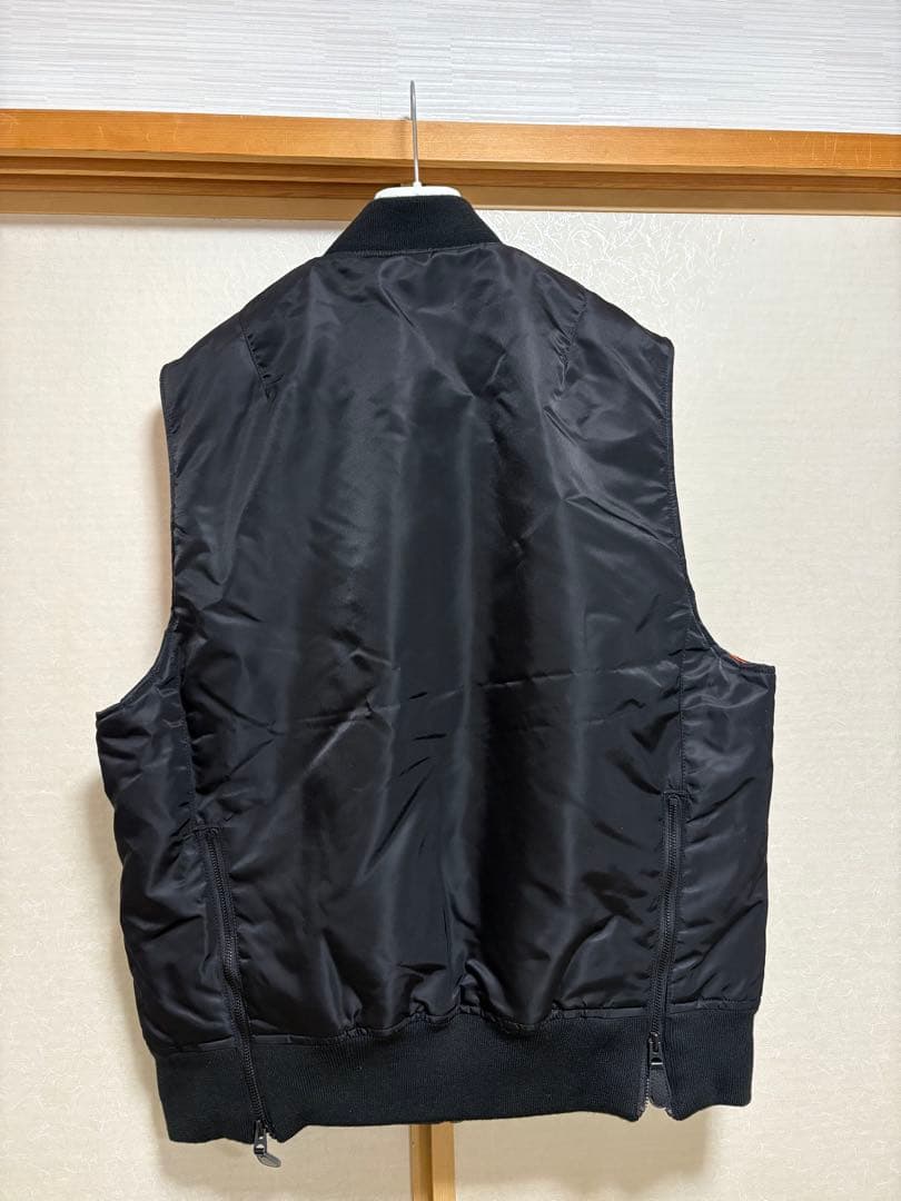 早い者勝ち 限定 AVIREX BLACK MA-1 MILITALY
