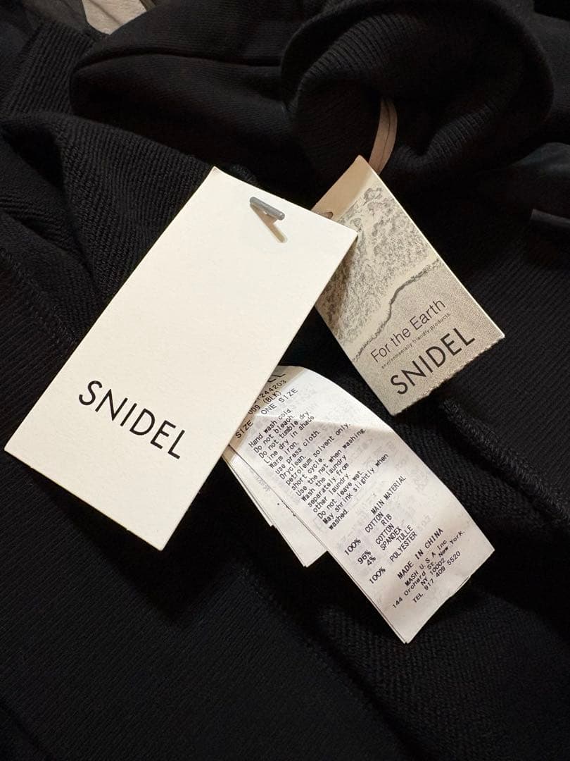 スナイデル　snidel チュールレイヤードスウェットワンピース　新品タグ付き