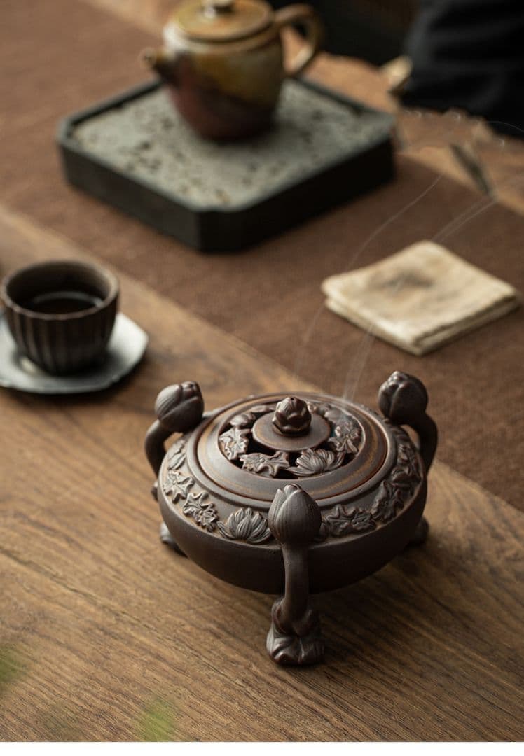 三本足の蓮の香炉  茶道具　香道具  工芸品 美術品 置物