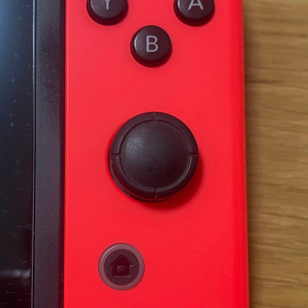 旧型Nintendo Switch 本体 青と赤のJoy-Con