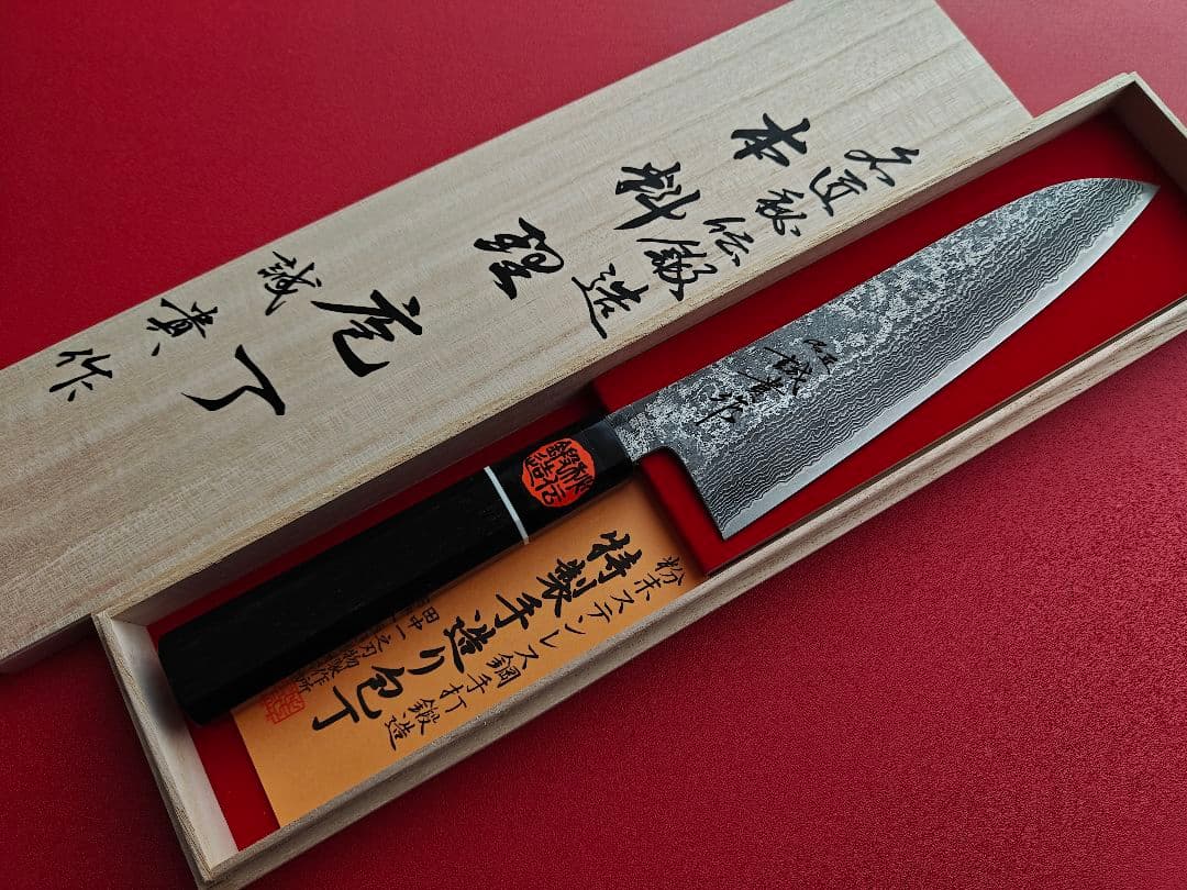 新品　手打ち鍛造　牛刀　180mm「羽々斬」VG10を凌ぐ高性能SPGⅡ鋼材使用