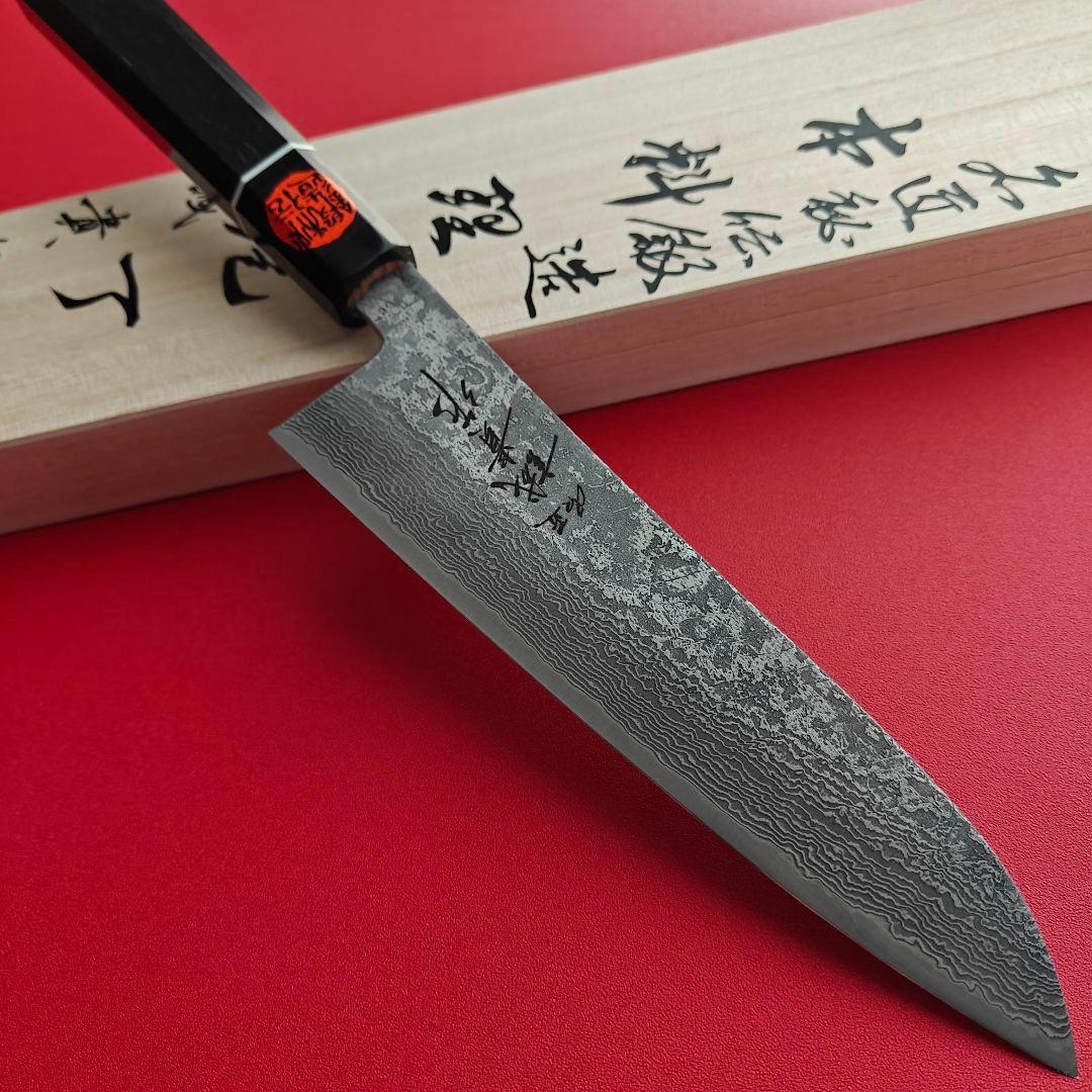 新品　手打ち鍛造　牛刀　180mm「羽々斬」VG10を凌ぐ高性能SPGⅡ鋼材使用