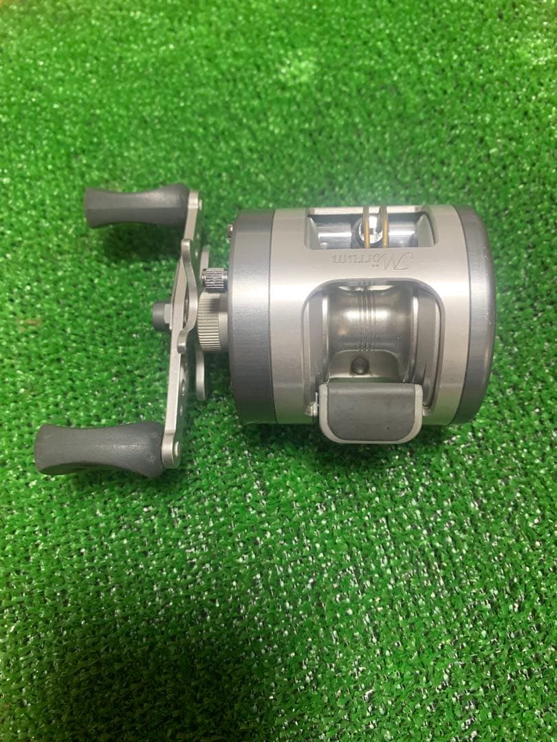 R*8様 アブガルシア　アンバサダーモラム　sx1601c HI-speed