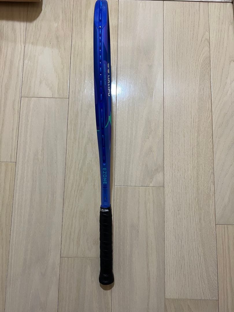 ヨネックス　EZONE 100 グリップ2 300g