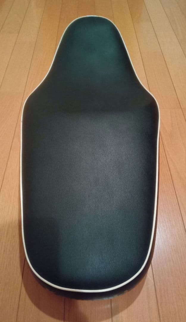 W650 純正シート 美品 W400