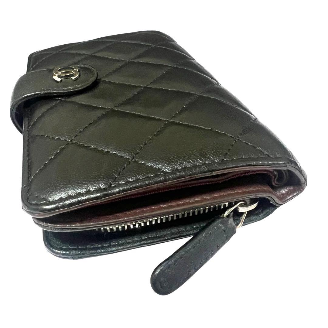 CHANEL シャネル マトラッセ ラウンドジップ ミディアム 二つ折り財布